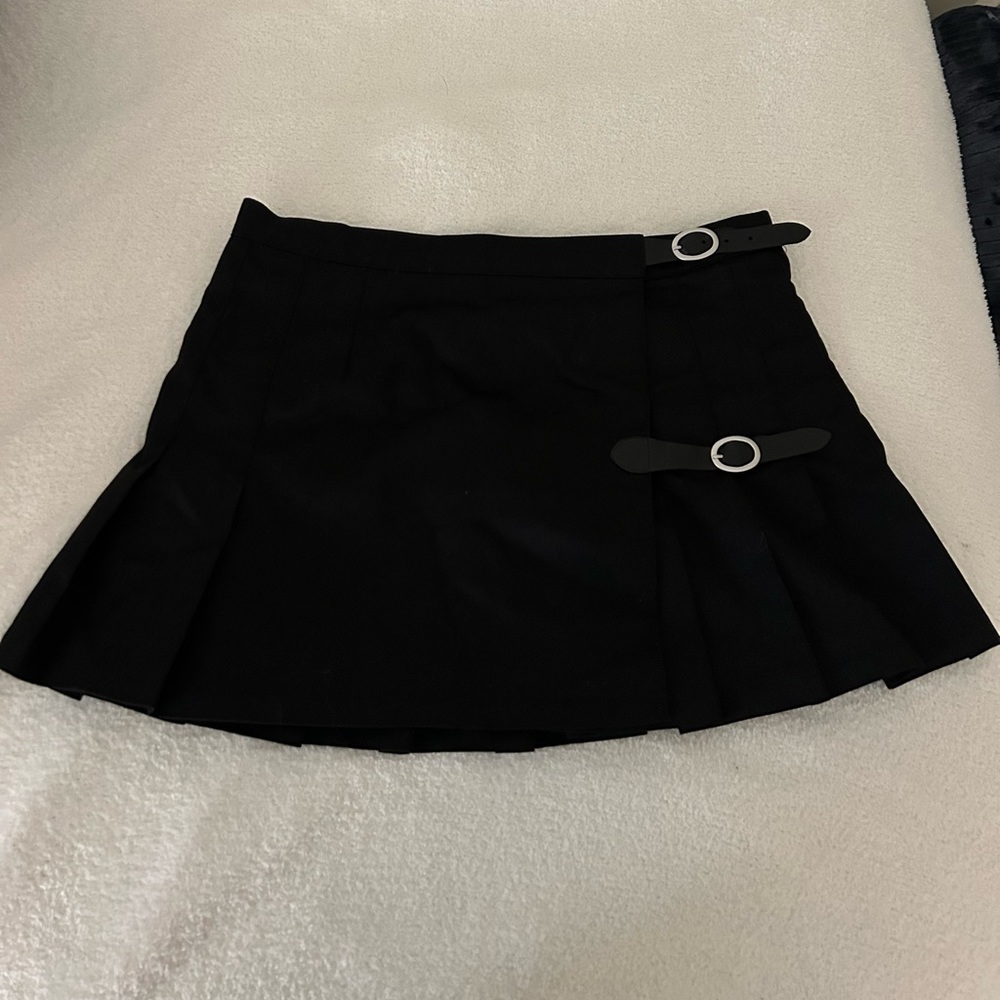 Brandy Melville black mini skirt